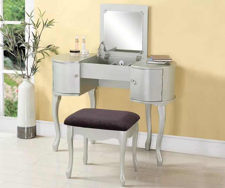 Kelly Silver Rounded Mirror Vanity Set With Stool 2 Kelly Silver Rounded Mirror Vanity Set With Stool - Image 2