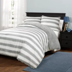 Gray Stripe Plush Full/Queen 3-Piece Comforter Set -Home Sale Store 810552878 31