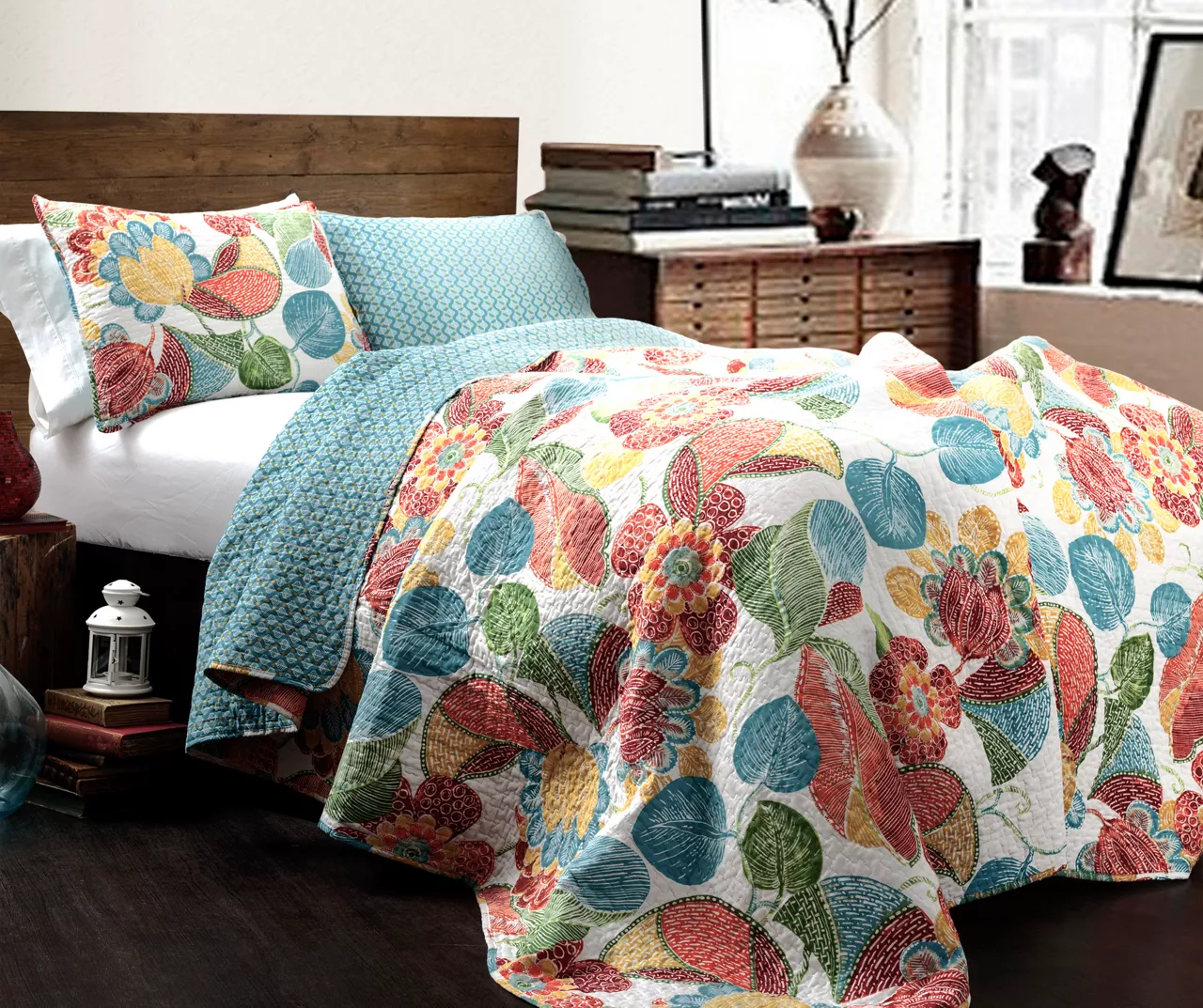 Layla Orange & Teal Floral Full/Queen 3-Piece Quilt Set 1 Layla Orange & Teal Floral Full/Queen 3-Piece Quilt Set