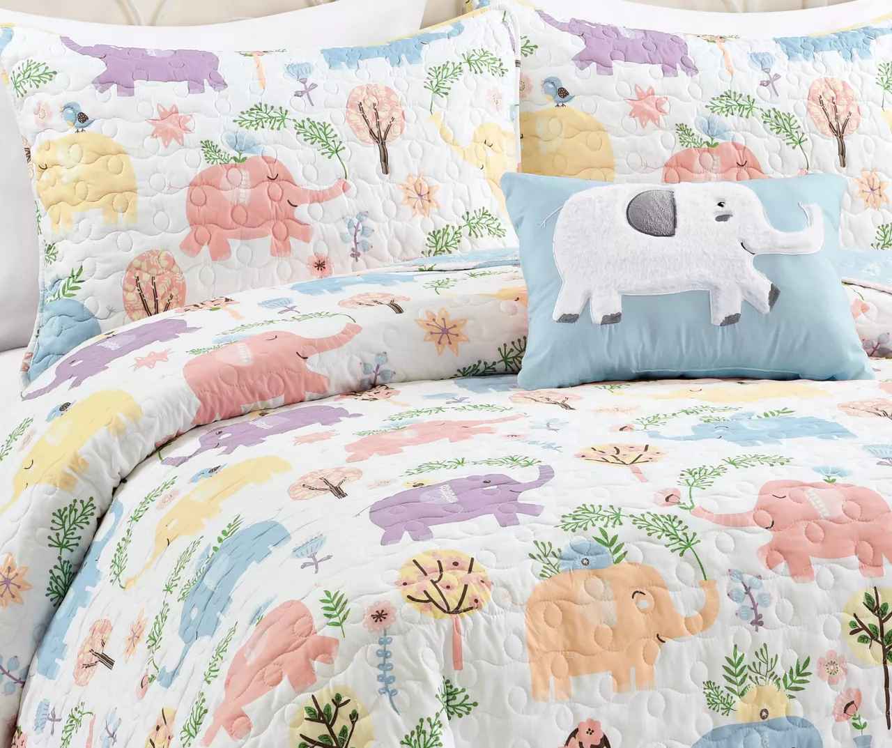 Hygge White & Pastel Elephant Full/Queen 4-Piece Quilt Set 3 Hygge White & Pastel Elephant Full/Queen 4-Piece Quilt Set - Image 3