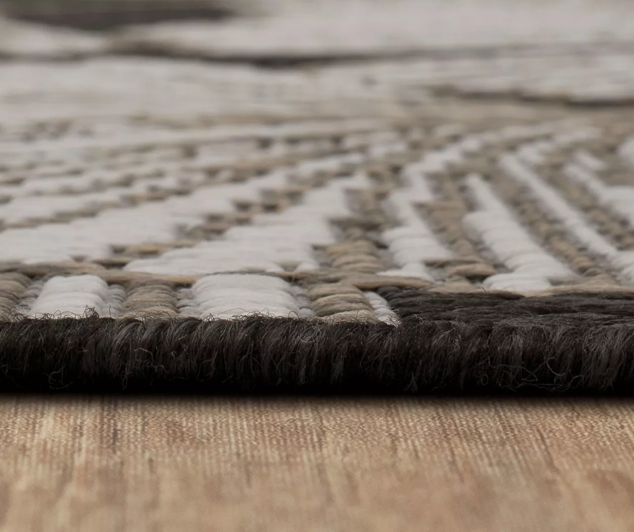 Treasured Garden Dark Gray & White Botanical Outdoor Area Rug, (4' X 5.5') 6 Treasured Garden Dark Gray & White Botanical Outdoor Area Rug, (4' X 5.5') - Image 6