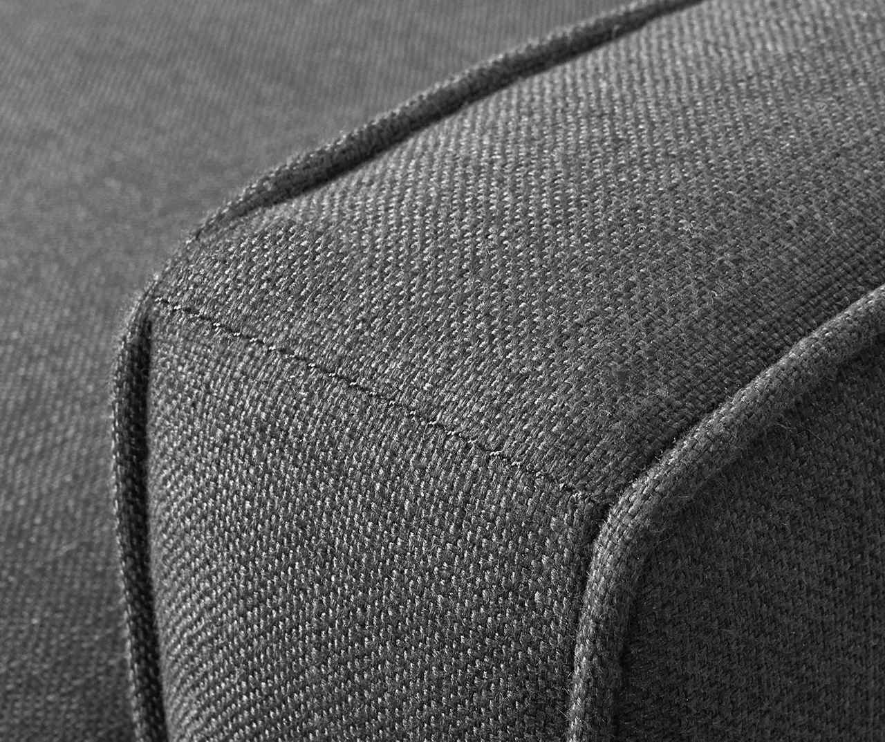 Palisades Dark Gray Loveseat 7 Palisades Dark Gray Loveseat - Image 7